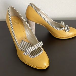 Vivienne Westwood Japan Bow mixed material heels Rare Find